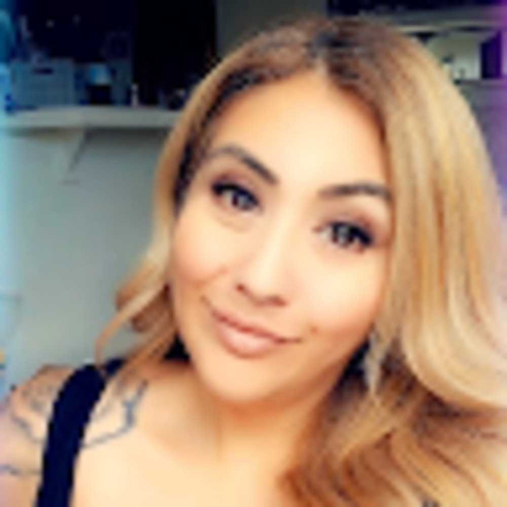 Meet your Posher, Angie